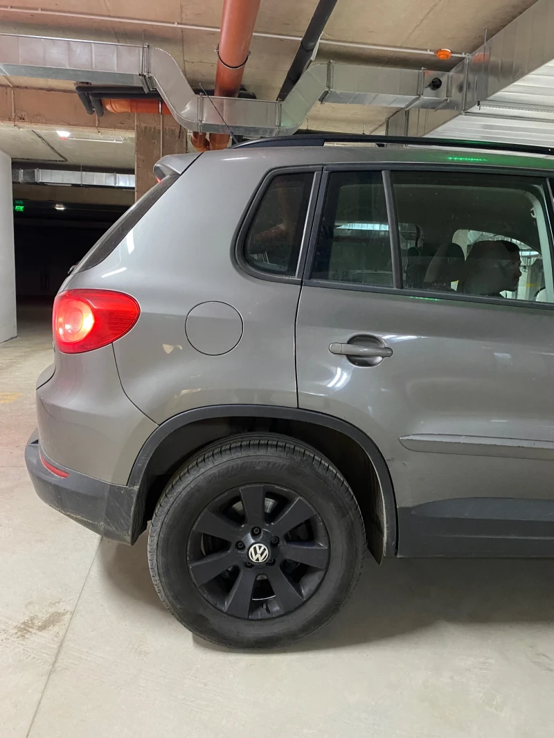 VW Tiguan, снимка 9 - Автомобили и джипове - 47332076