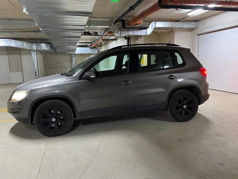 VW Tiguan, снимка 8 - Автомобили и джипове - 47332076