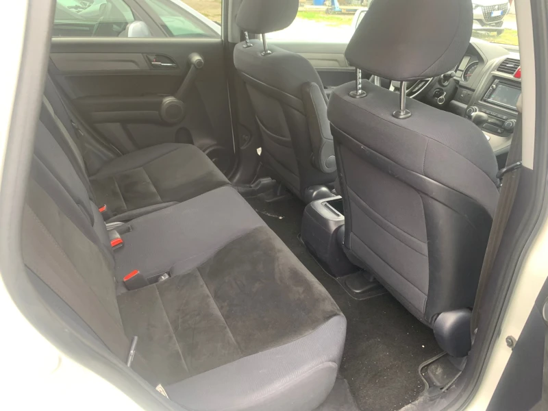 Honda Cr-v 2.2 i-DTEC, снимка 6 - Автомобили и джипове - 47512627