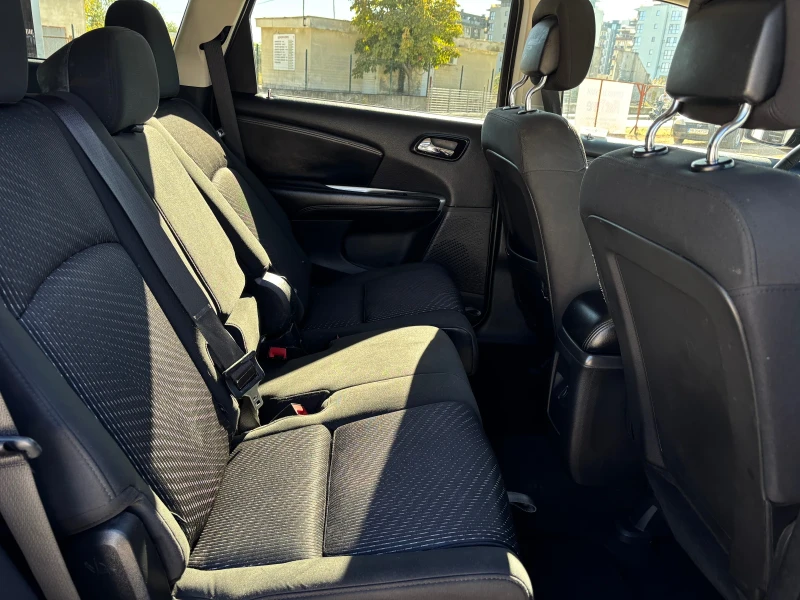 Fiat Freemont Нов внос от Германия 7 местно, снимка 5 - Автомобили и джипове - 52274350