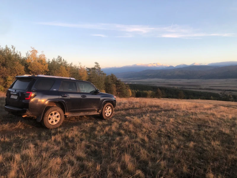 Toyota 4runner SR5 premium, снимка 3 - Автомобили и джипове - 53156698
