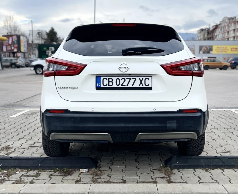 Nissan Qashqai, снимка 5 - Автомобили и джипове - 53469689