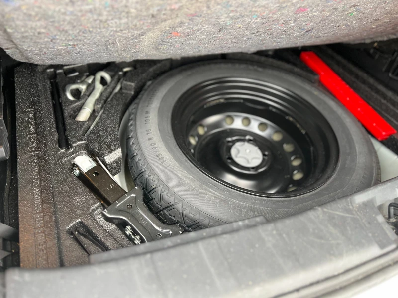 Nissan Qashqai, снимка 16 - Автомобили и джипове - 53469689