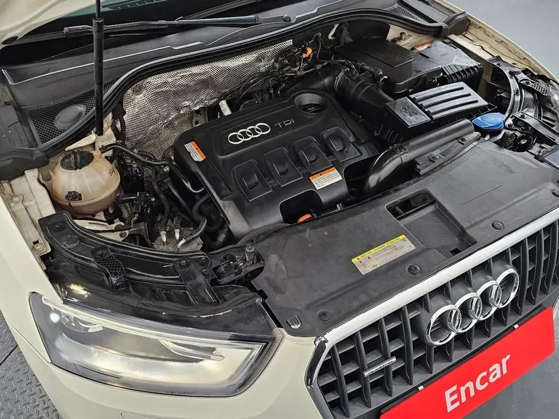 Audi Q3 2.0 TDI QUATTRO DYNAMIC 8U, снимка 6 - Автомобили и джипове - 54847119