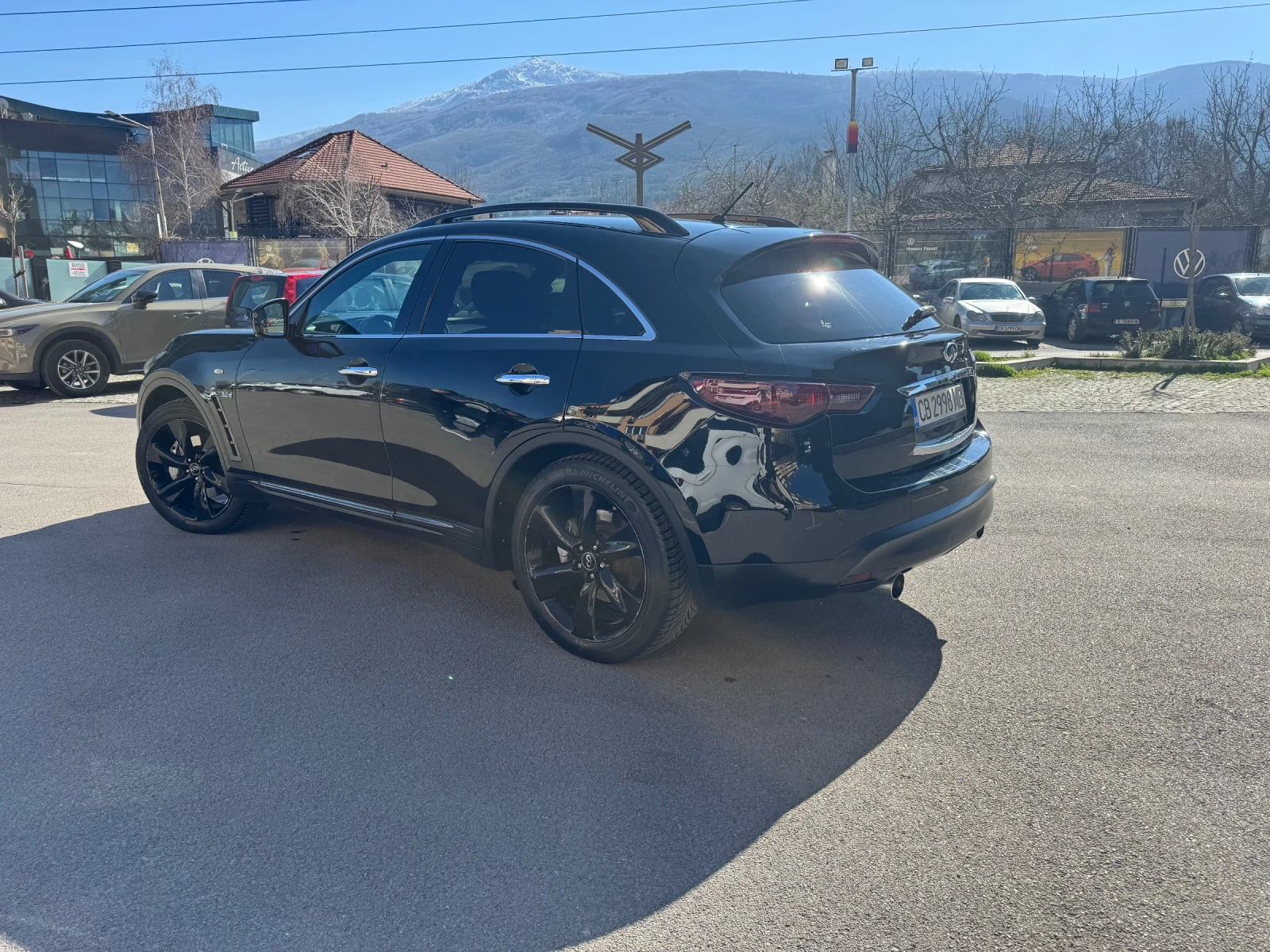 Infiniti QX70 | Mobile.bg   6