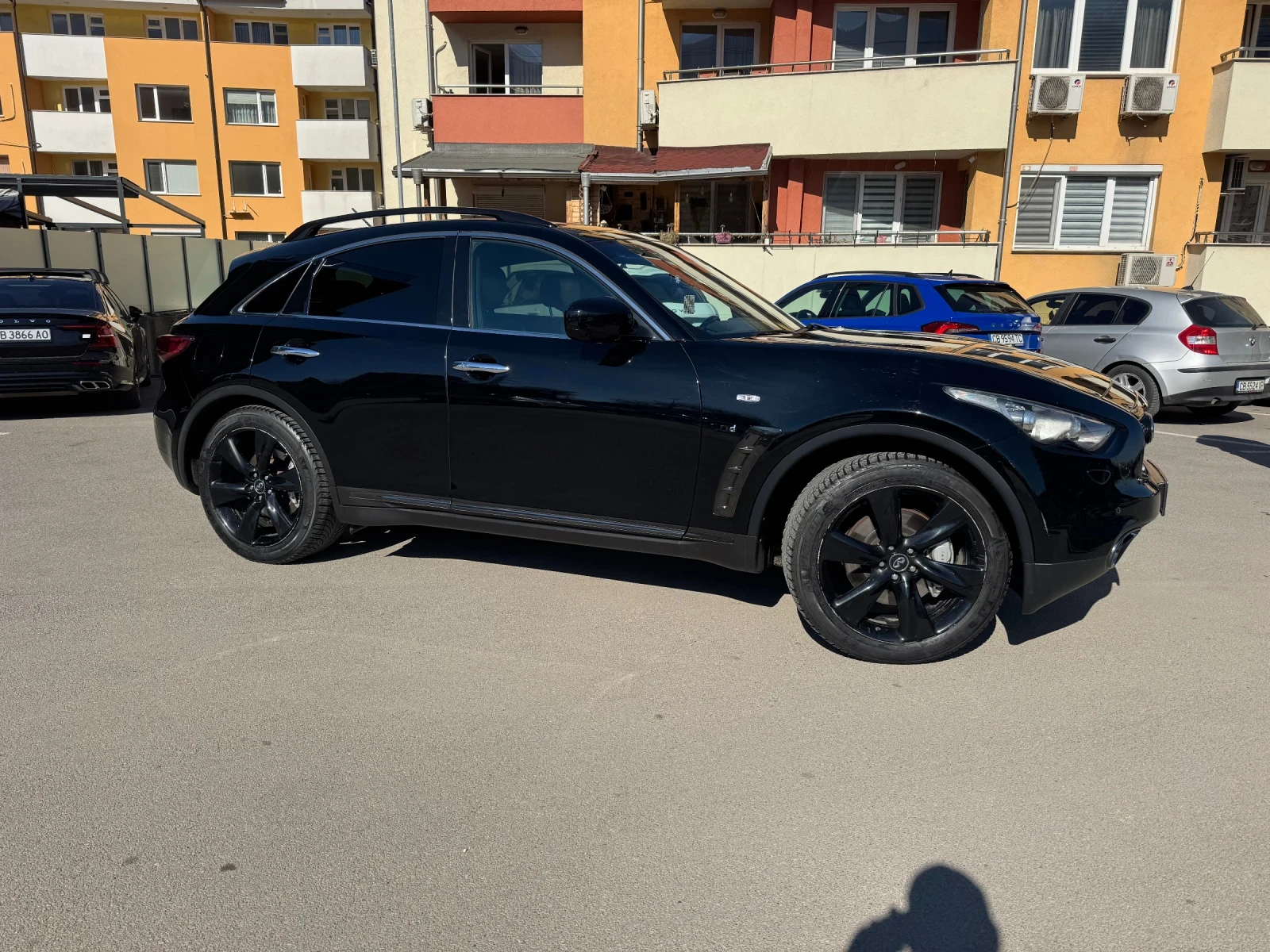 Infiniti QX70 | Mobile.bg   3