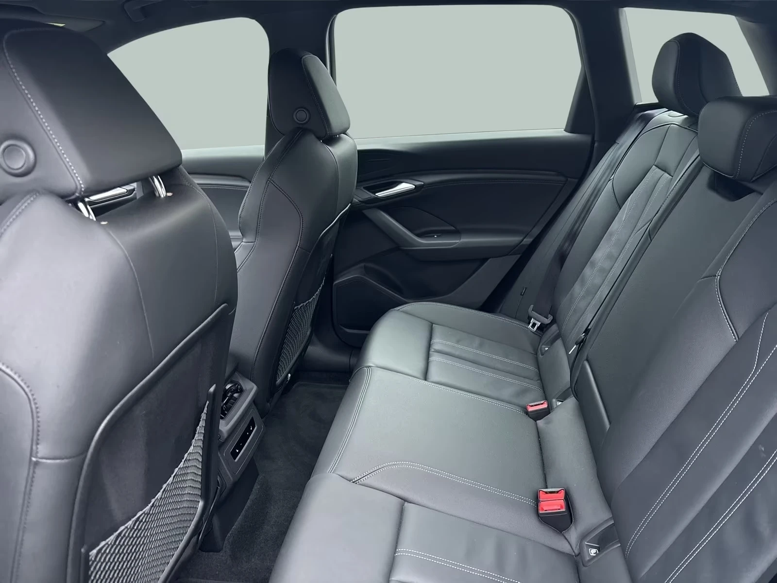 Audi Q6 E-TRON 55 QUATTRO S-LINE MATRIX 360-CAMERA , снимка 11 - Автомобили и джипове - 53965784