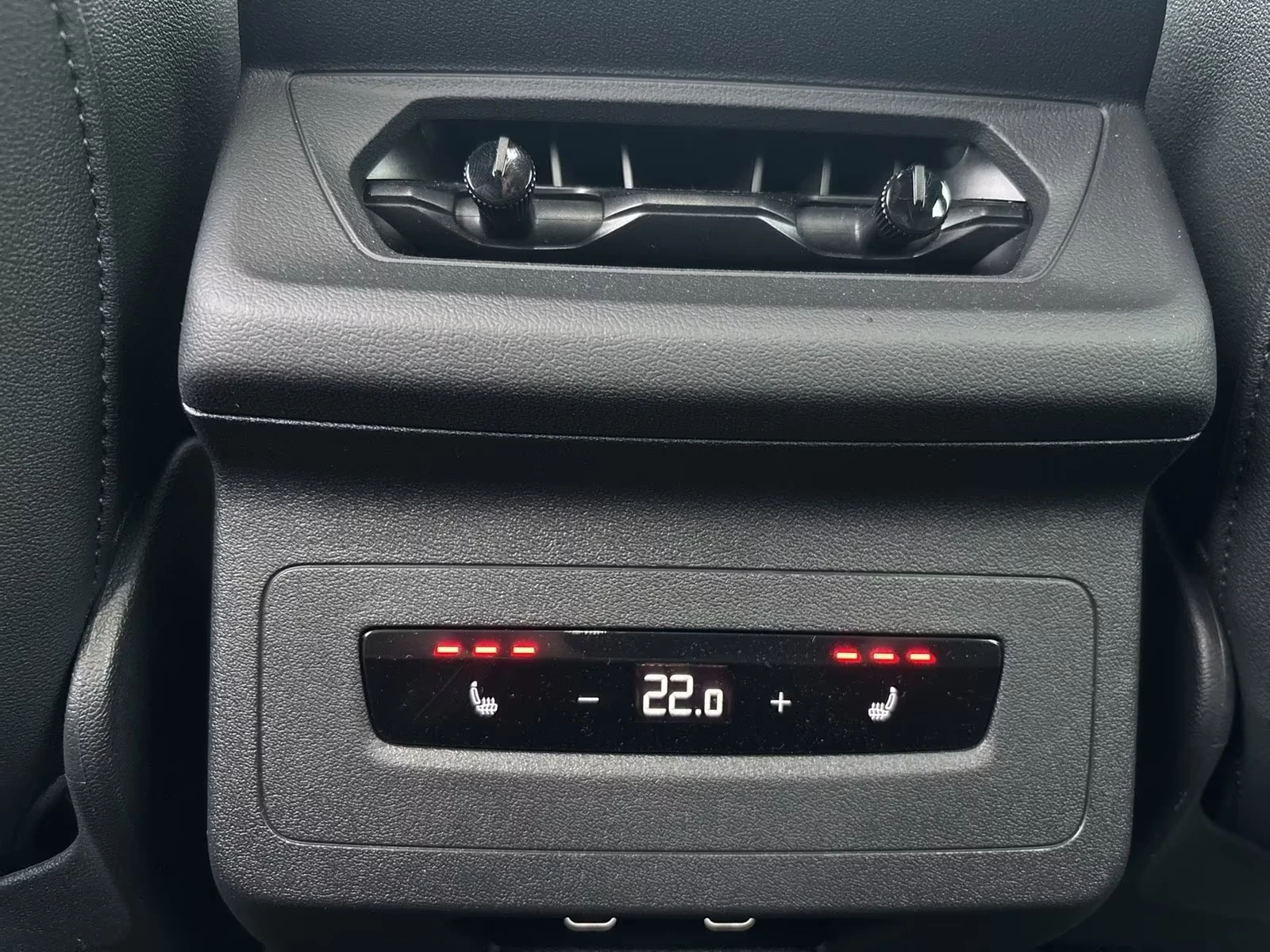 Audi Q6 E-TRON 55 QUATTRO S-LINE MATRIX 360-CAMERA , снимка 12 - Автомобили и джипове - 53965784