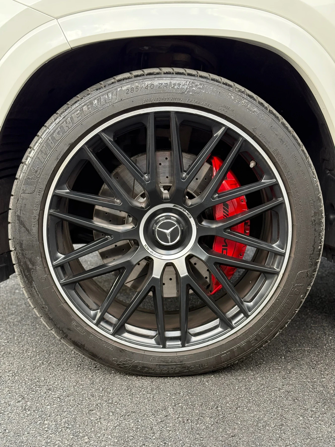 Mercedes-Benz GLS 63 AMG GERMANY! Night Pack Вакум 4D-Burmester Pano Лизинг, снимка 12 - Автомобили и джипове - 54166515