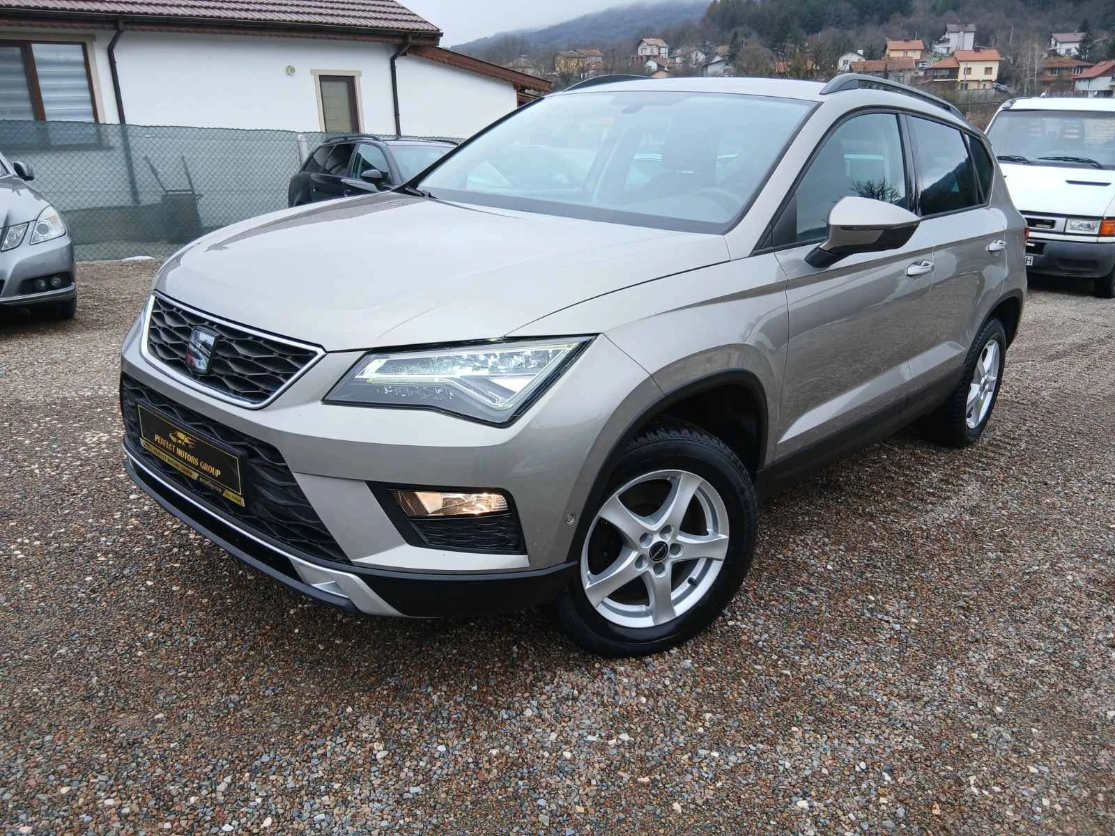 Seat Ateca 1.6TDi-116HP/EU6, снимка 2 - Автомобили и джипове - 54199006
