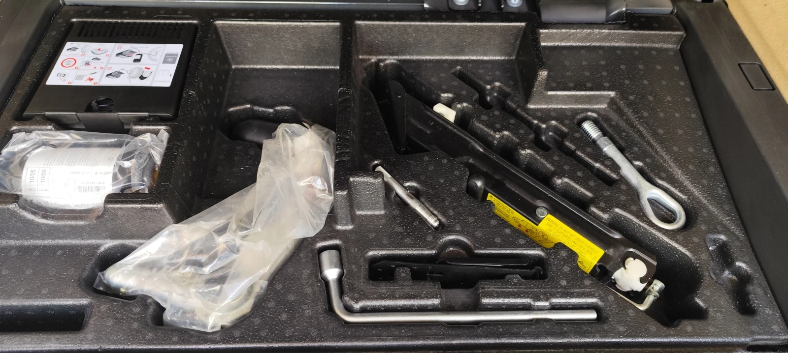 Mercedes-Benz ML 320 ML320 CDI 4Matic, снимка 11 - Автомобили и джипове - 54226500