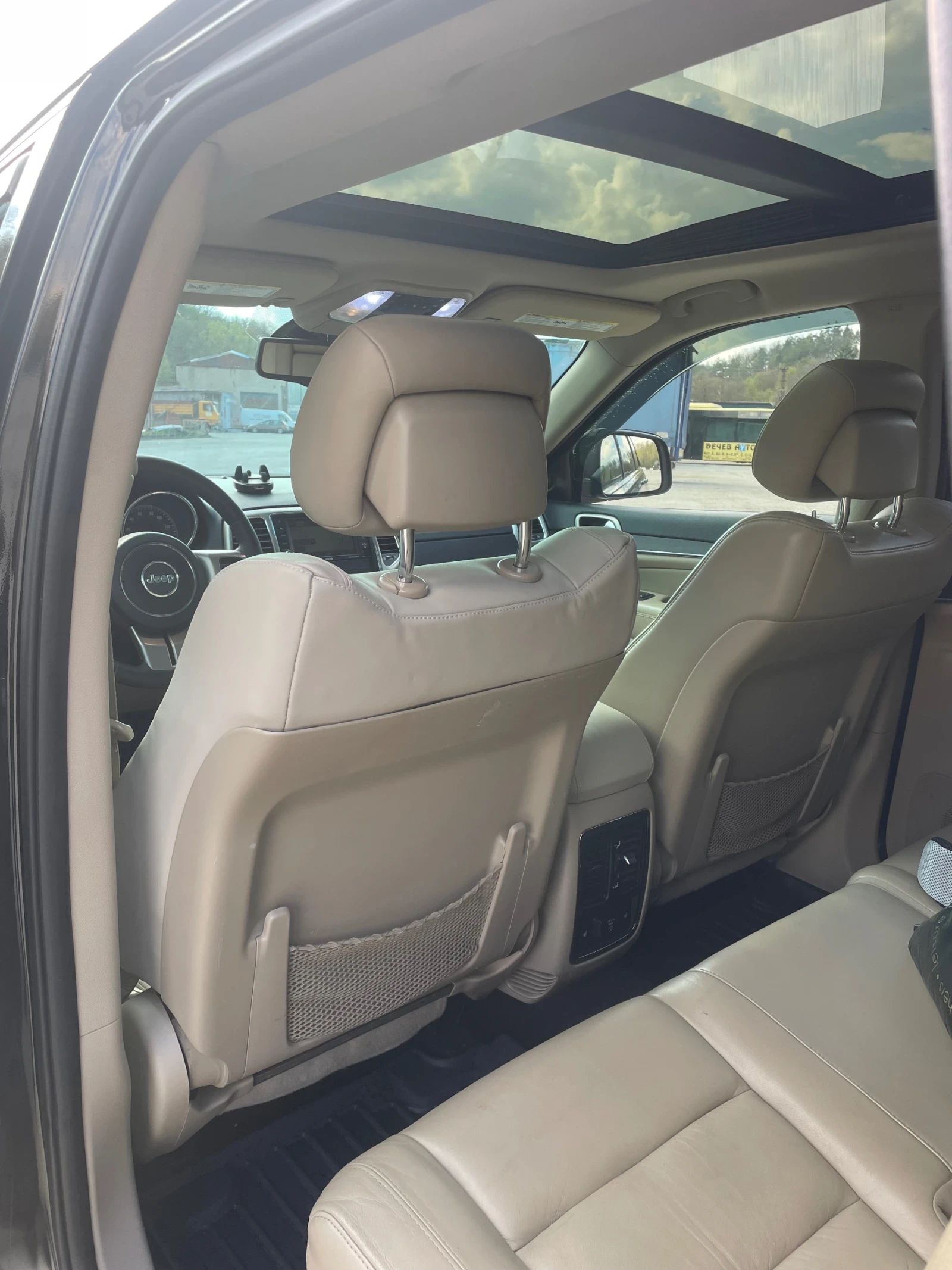 Jeep Grand cherokee 5.7 HEMI , снимка 7 - Автомобили и джипове - 54243410