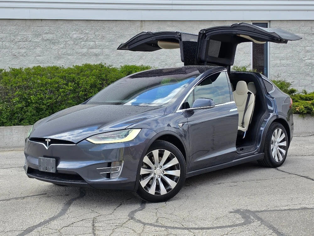 Tesla Model X  Long Range* Plus* AWD