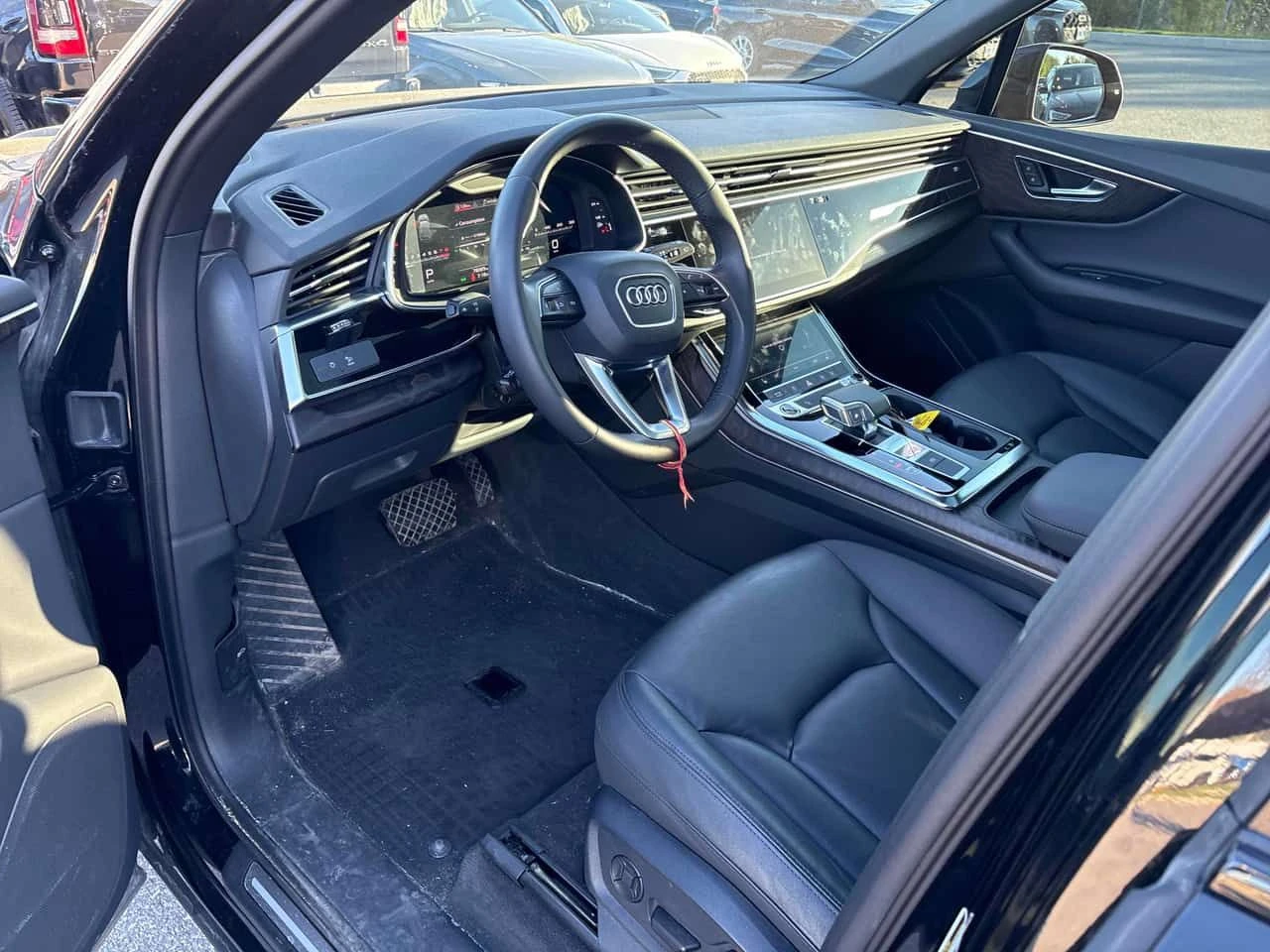 Audi Q7 PANO| 360CAM| 2 КЛЮЧА| , снимка 5 - Автомобили и джипове - 54770703