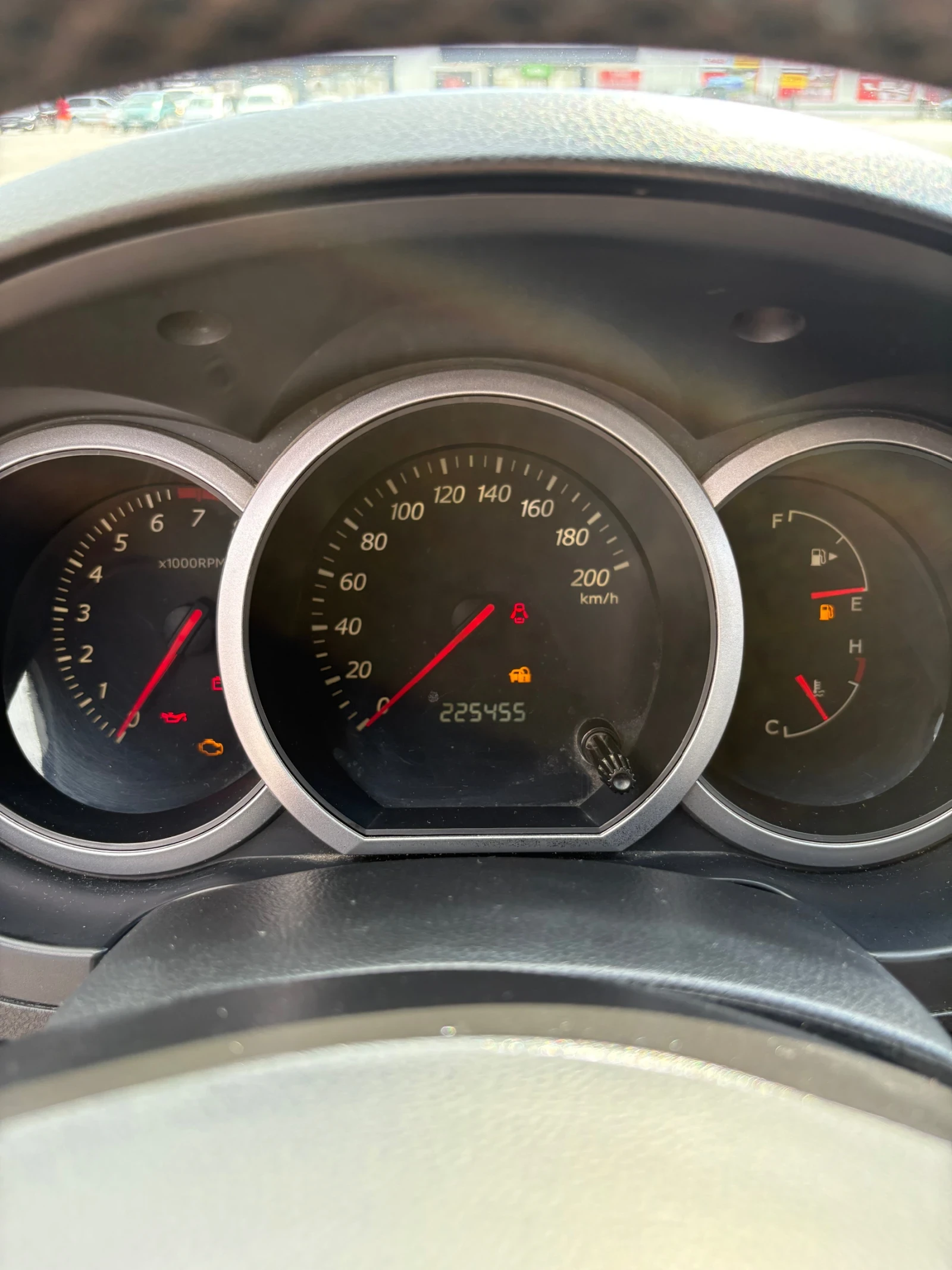 Suzuki Grand vitara 2.0, снимка 9 - Автомобили и джипове - 55904780