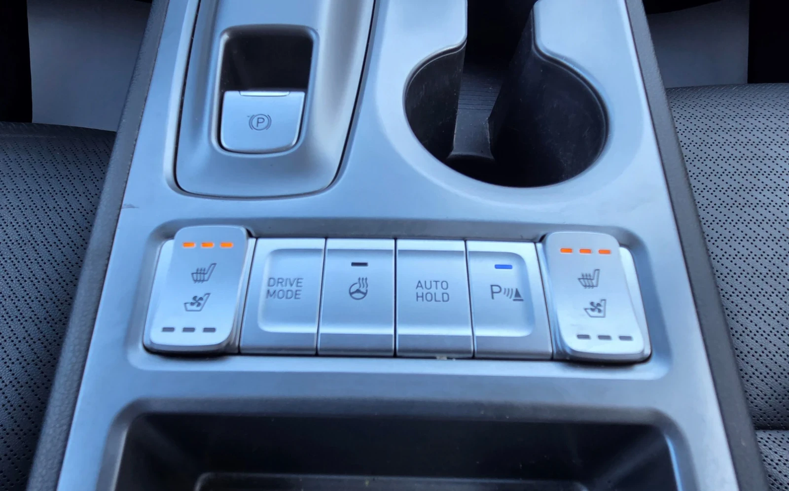 Hyundai Kona SOH100%/Premium/Теглич, снимка 11 - Автомобили и джипове - 55947405