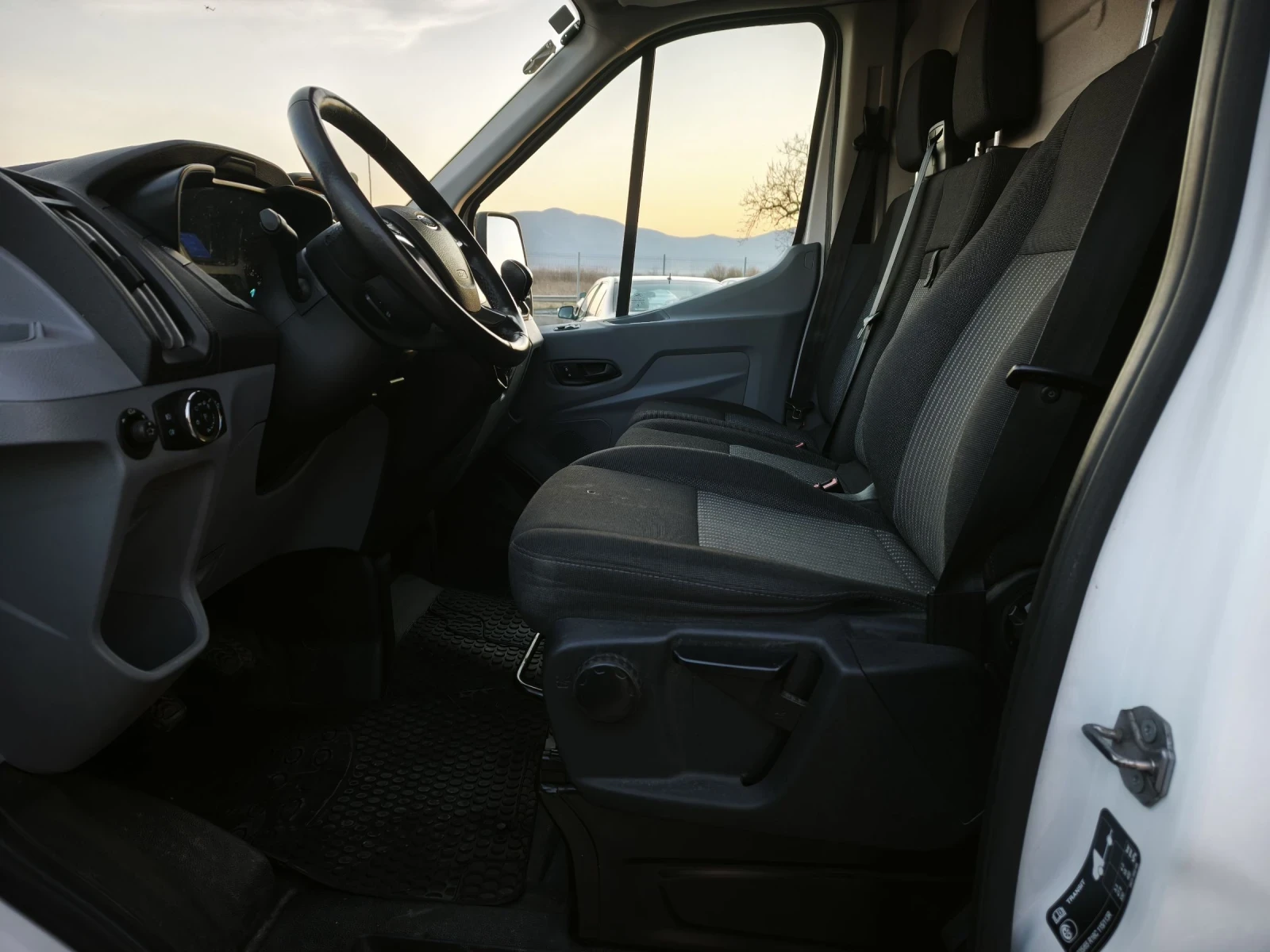 Ford Transit Evro 6.Perfekten, снимка 15 - Бусове и автобуси - 53804249