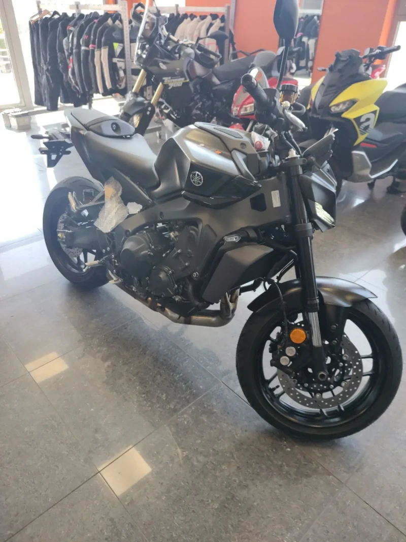 Yamaha Mt-09, снимка 8 - Мотоциклети и мототехника - 48920195