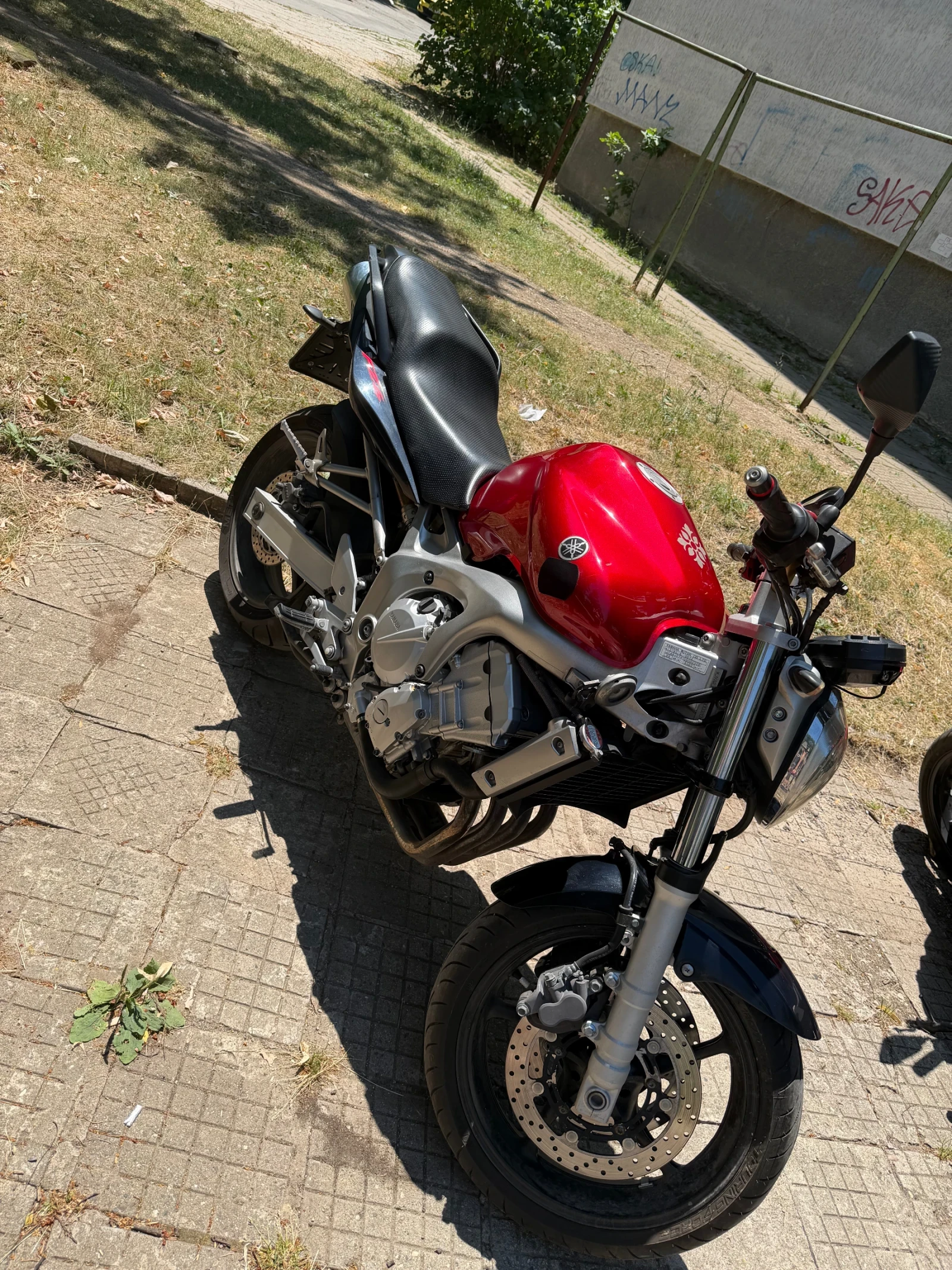 Yamaha FZ6