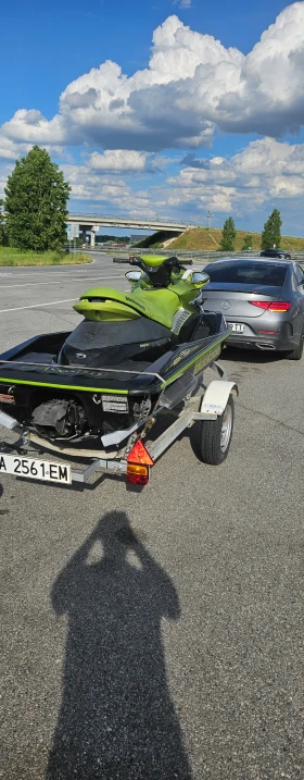 Джет Bombardier Sea Doo, снимка 3 - Воден транспорт - 49269933