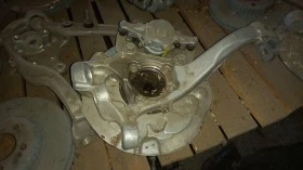 Нови оригинални части за Мерцедес 205, 2013. При покупка на едро ликвид.цени!!!, снимка 4