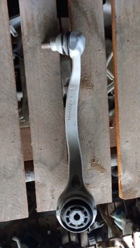 Нови оригинални части за Мерцедес 205, 2013. При покупка на едро ликвид.цени!!!, снимка 5