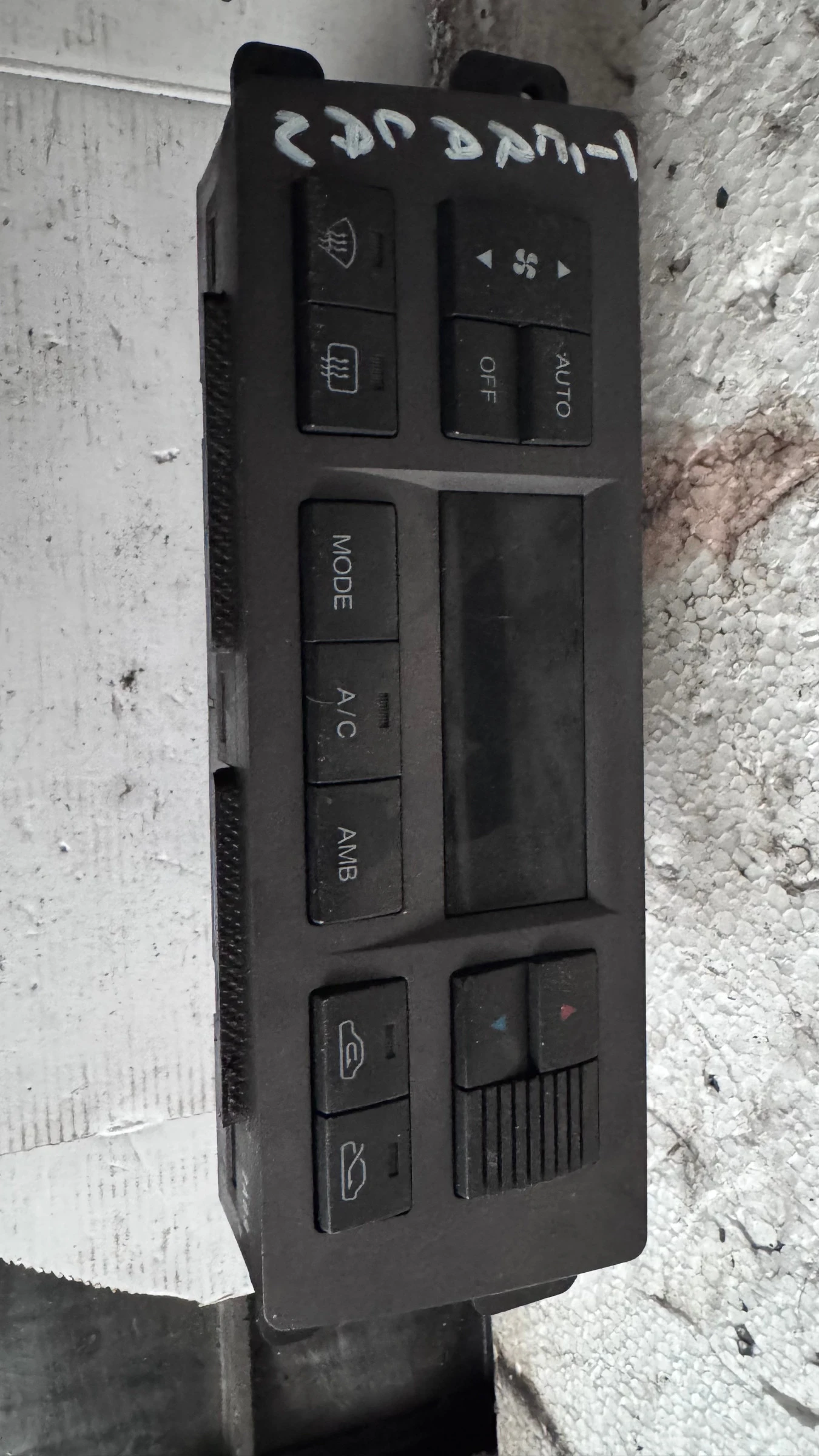   /  /   Hyundai Terracan - 972XX-H1600 | Mobile.bg   1