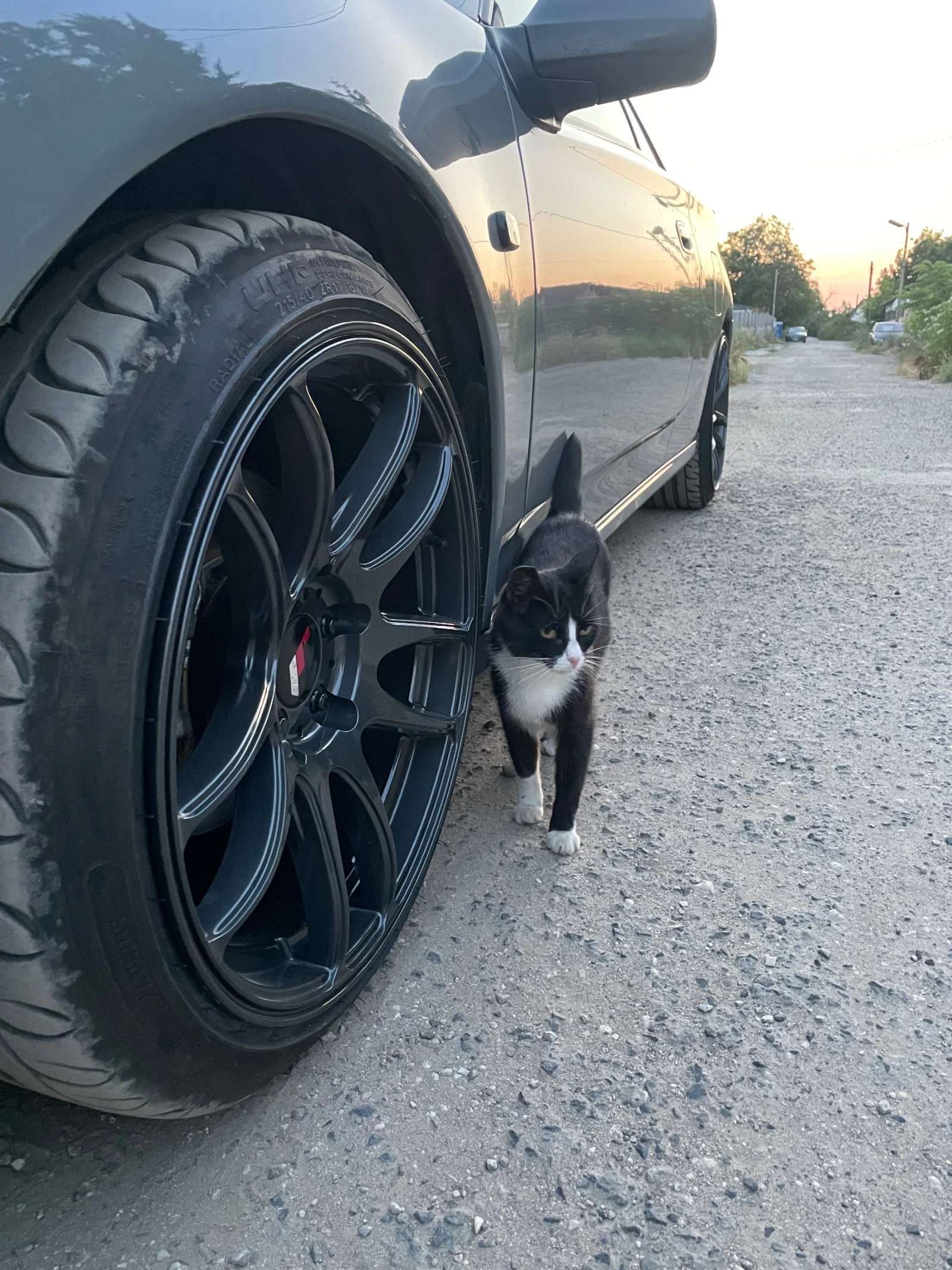���� � ������ 215/40R17 | Mobile.bg � ����������� 3