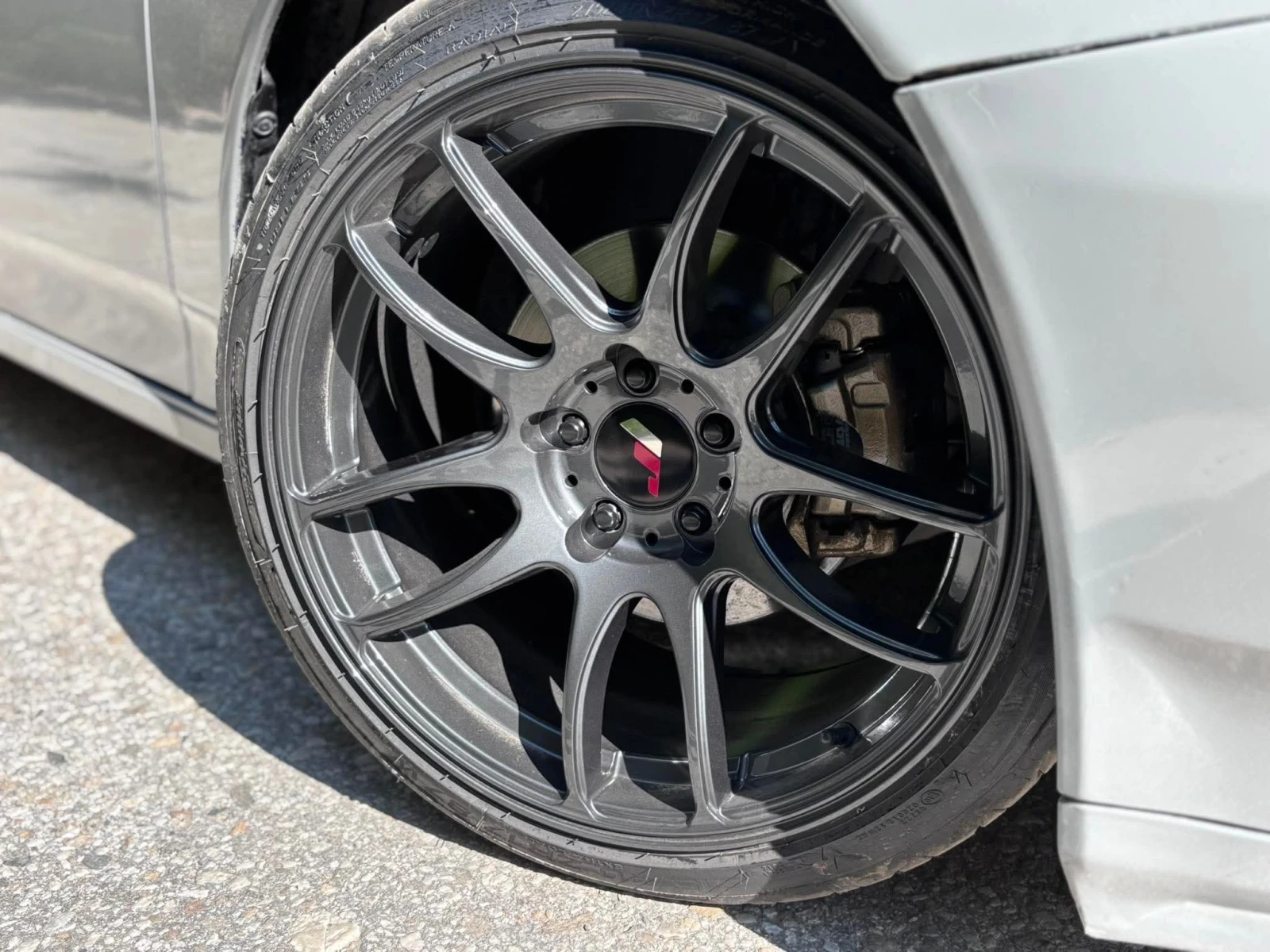 ���� � ������ 215/40R17 | Mobile.bg � ����������� 4