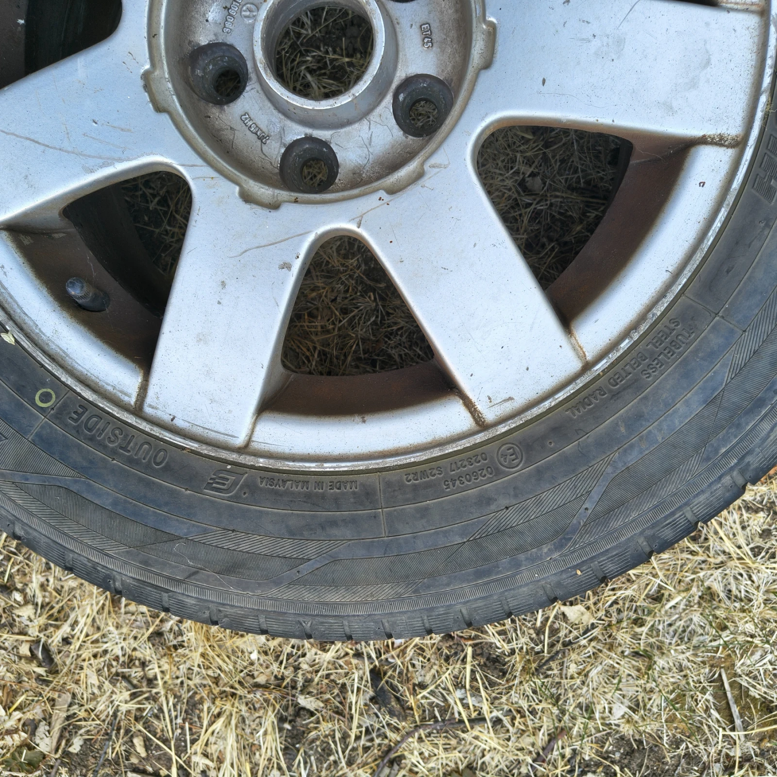 Гуми с джанти Toyo 195/65R15, снимка 5 - Гуми и джанти - 55899380
