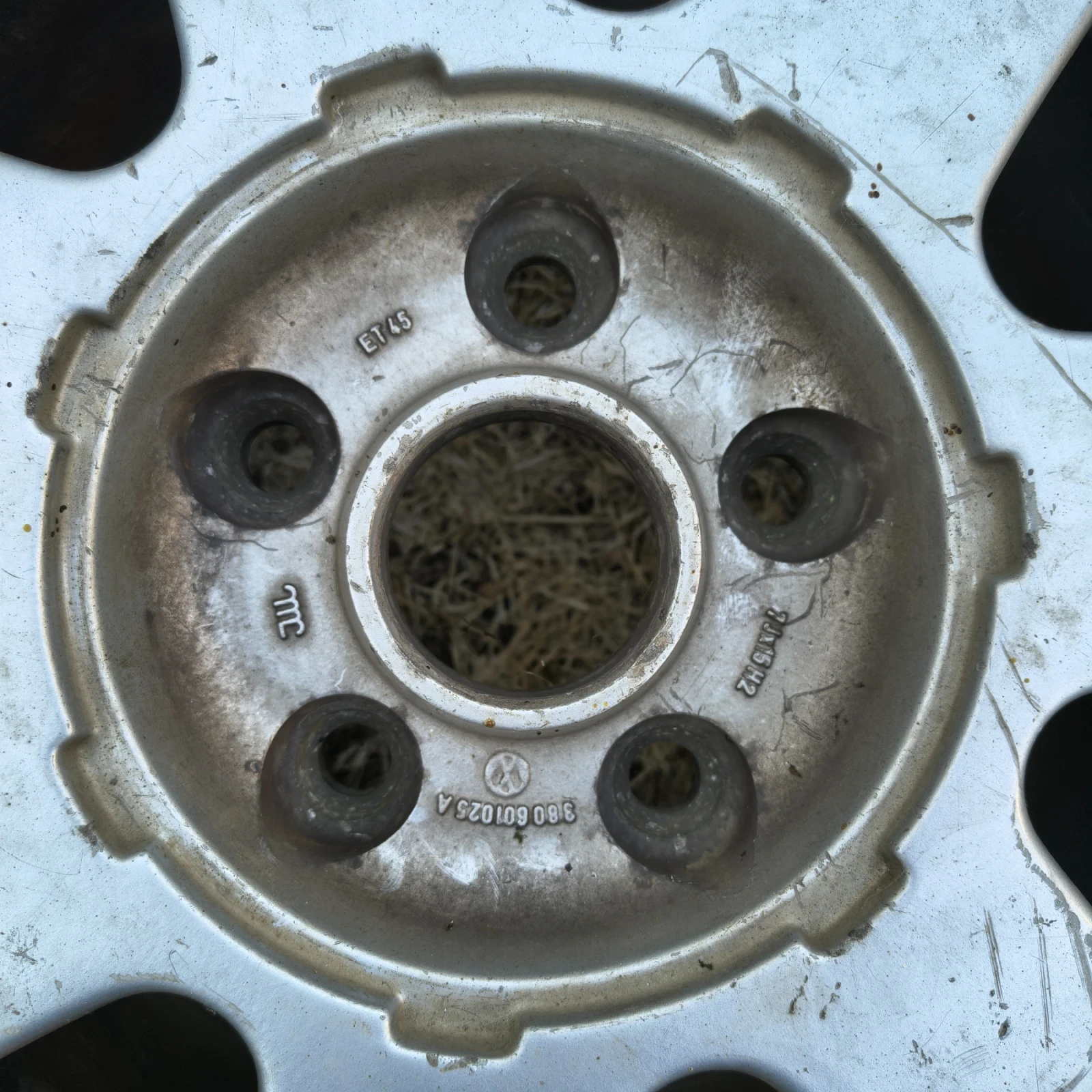 Гуми с джанти Toyo 195/65R15, снимка 9 - Гуми и джанти - 55899380
