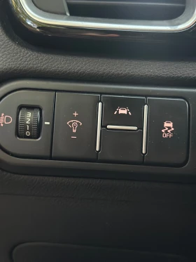 Kia XCeed 1.6 CRDI, снимка 10