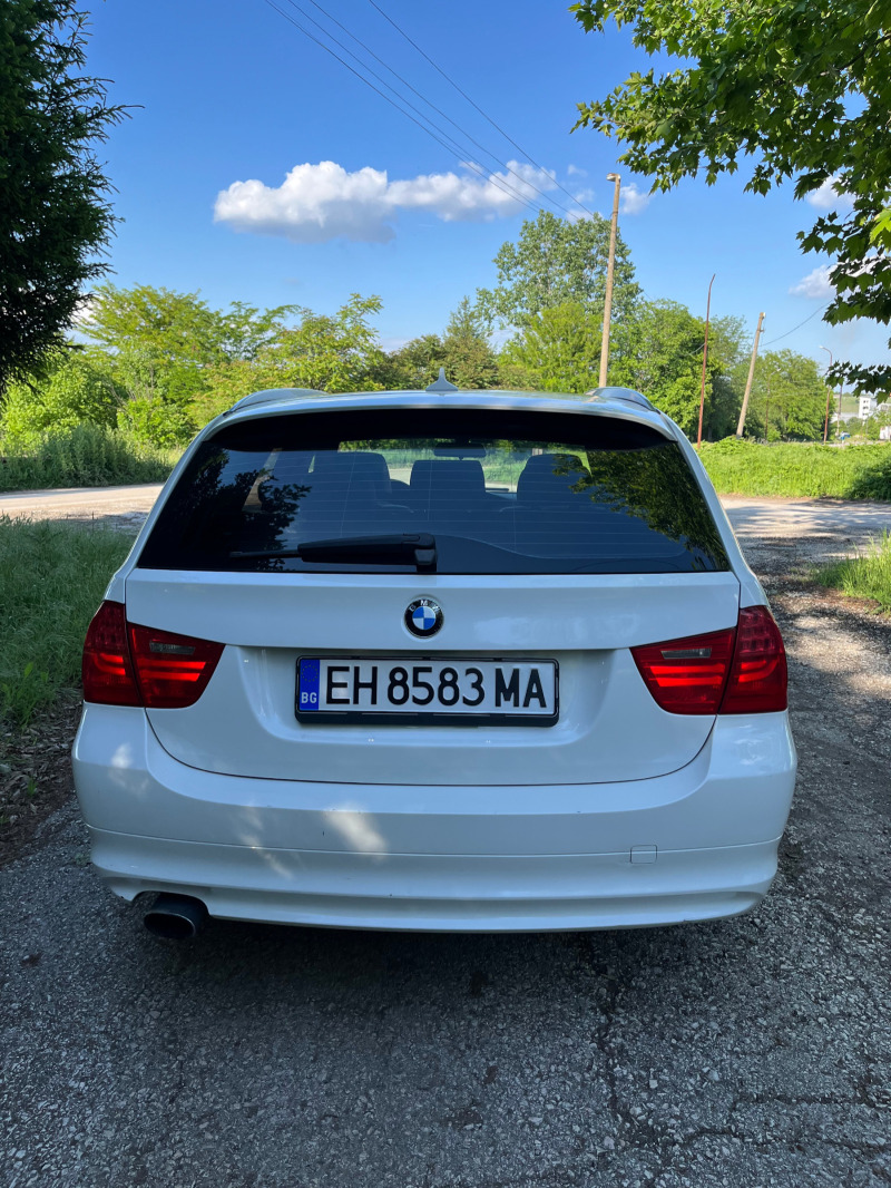 BMW 320 Xdrive LCI, снимка 4 - Автомобили и джипове - 46451456