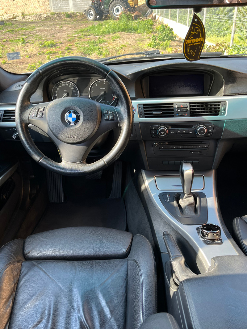 BMW 320 Xdrive LCI, снимка 7 - Автомобили и джипове - 46451456