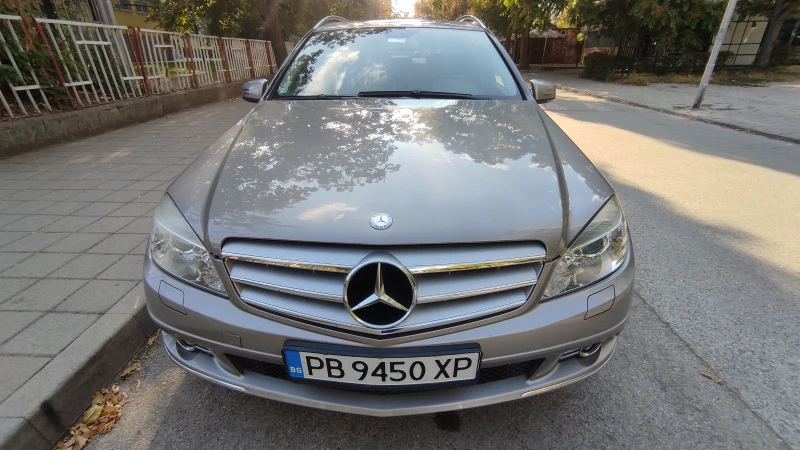 Mercedes-Benz C 180 Pre-facelift, снимка 4 - Автомобили и джипове - 47488569