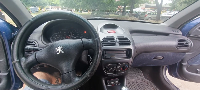 Peugeot 206, снимка 11 - Автомобили и джипове - 48045112