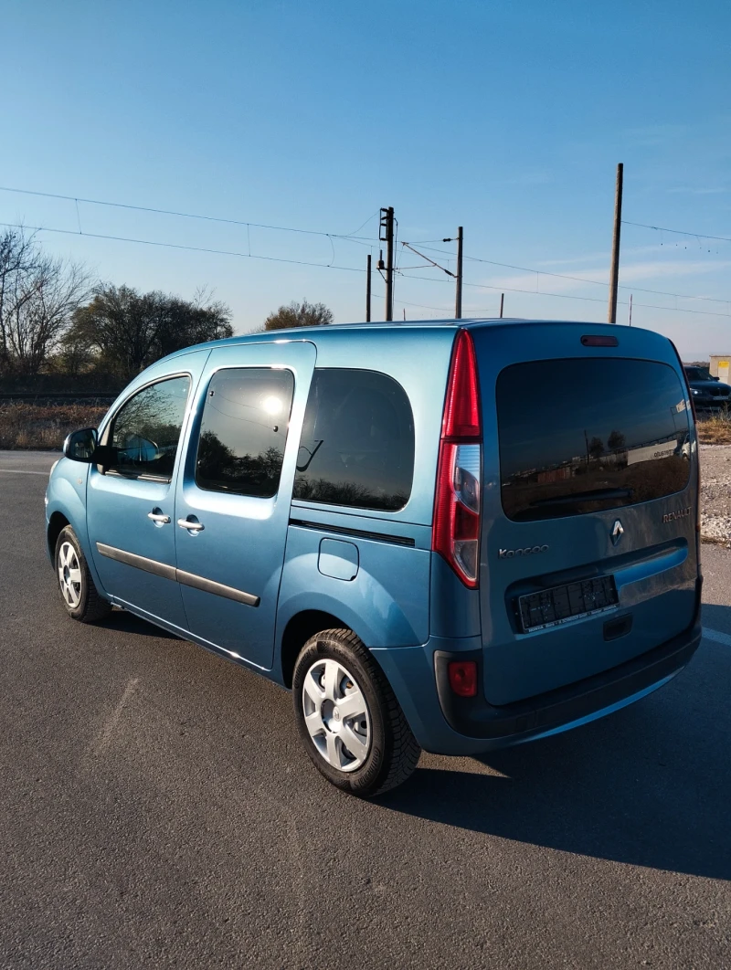 Renault Kangoo 4+ 1 ПЪТНИЧЕСКИ АВТОПИЛОТ 1.5 dCi 90к.с., снимка 5 - Автомобили и джипове - 48222654