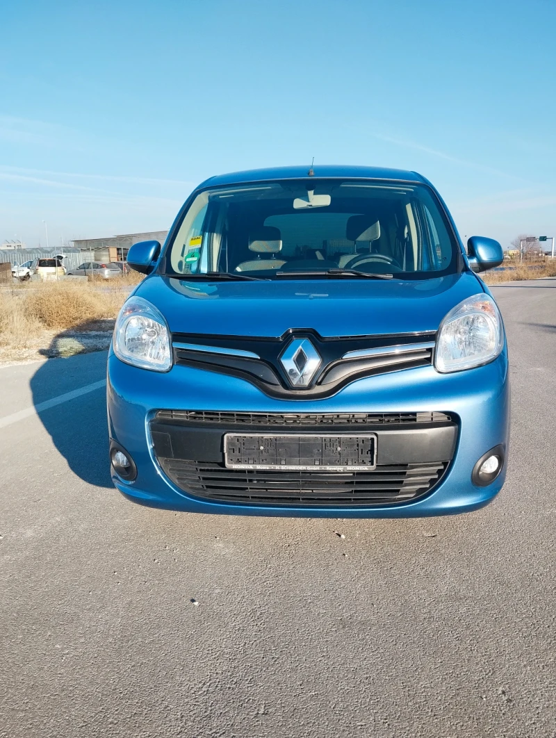 Renault Kangoo 4+ 1 ПЪТНИЧЕСКИ АВТОПИЛОТ 1.5 dCi 90к.с., снимка 2 - Автомобили и джипове - 48222654