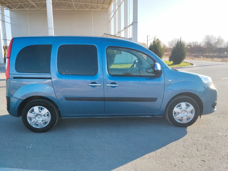 Renault Kangoo 4+ 1 ПЪТНИЧЕСКИ АВТОПИЛОТ 1.5 dCi 90к.с., снимка 8 - Автомобили и джипове - 48222654