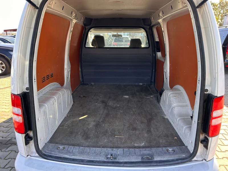 VW Caddy MAXI 2.0TDI AVTOMAT/NAVI EURO 5, снимка 9 - Автомобили и джипове - 52226497
