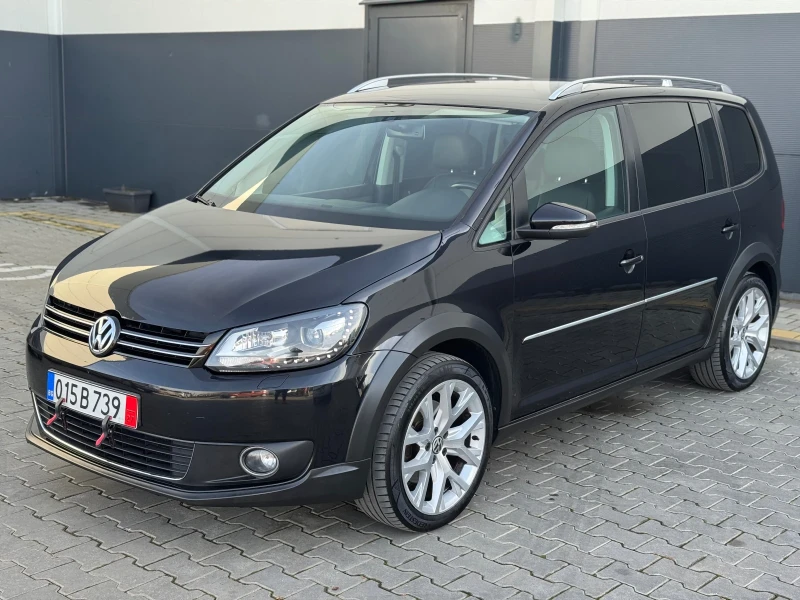 VW Touran Cross DSG Navigation , снимка 2 - Автомобили и джипове - 52632814