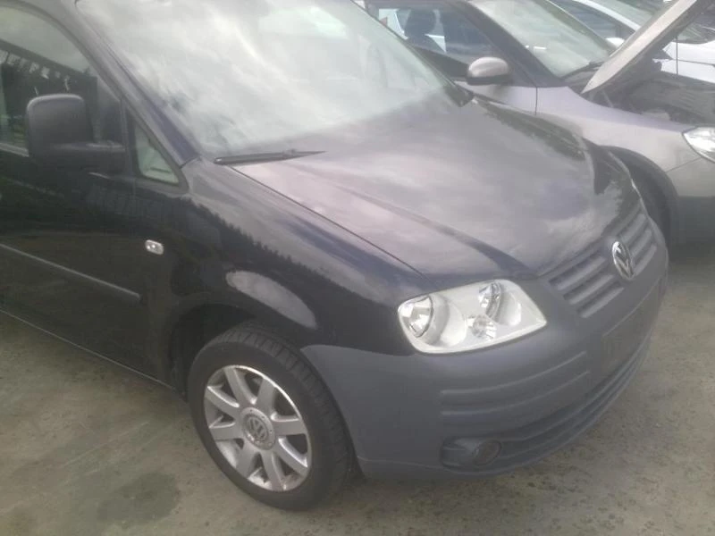 VW Caddy 1.9 TDi/ SDI, снимка 4 - Автомобили и джипове - 19234306