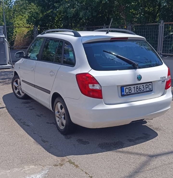 Skoda Fabia 1, 6, снимка 7 - Автомобили и джипове - 46734724