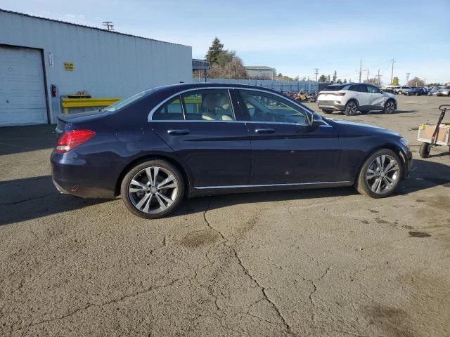 Mercedes-Benz C 300, снимка 4 - Автомобили и джипове - 48800135