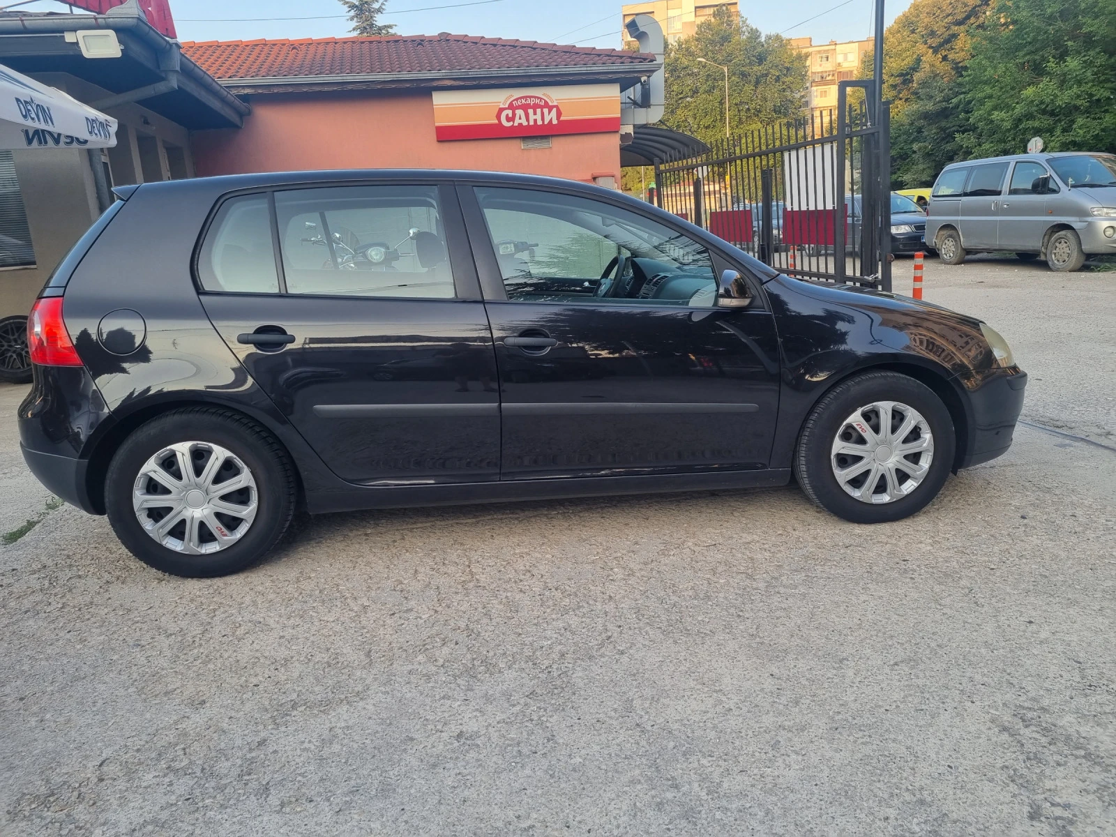 VW Golf 1.6 COMFORTLINE - изображение 4