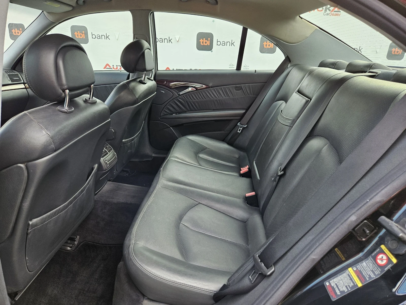 Mercedes-Benz E 220 2.2CDI-150кс= АВТОМАТ= 646= КЛИМАТРОНИК= АВТОПИЛОТ - изображение 9