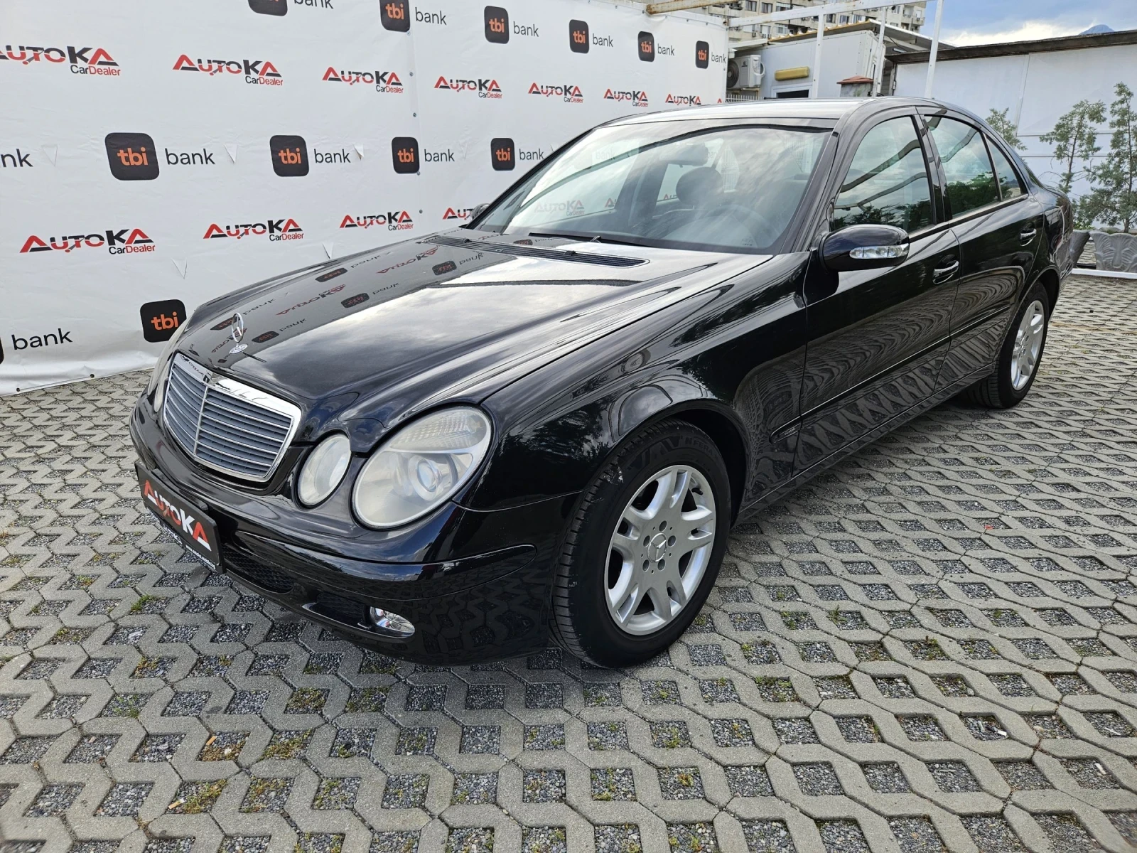 Mercedes-Benz E 220 2.2CDI-150кс= АВТОМАТ= 646= КЛИМАТРОНИК= АВТОПИЛОТ - изображение 6