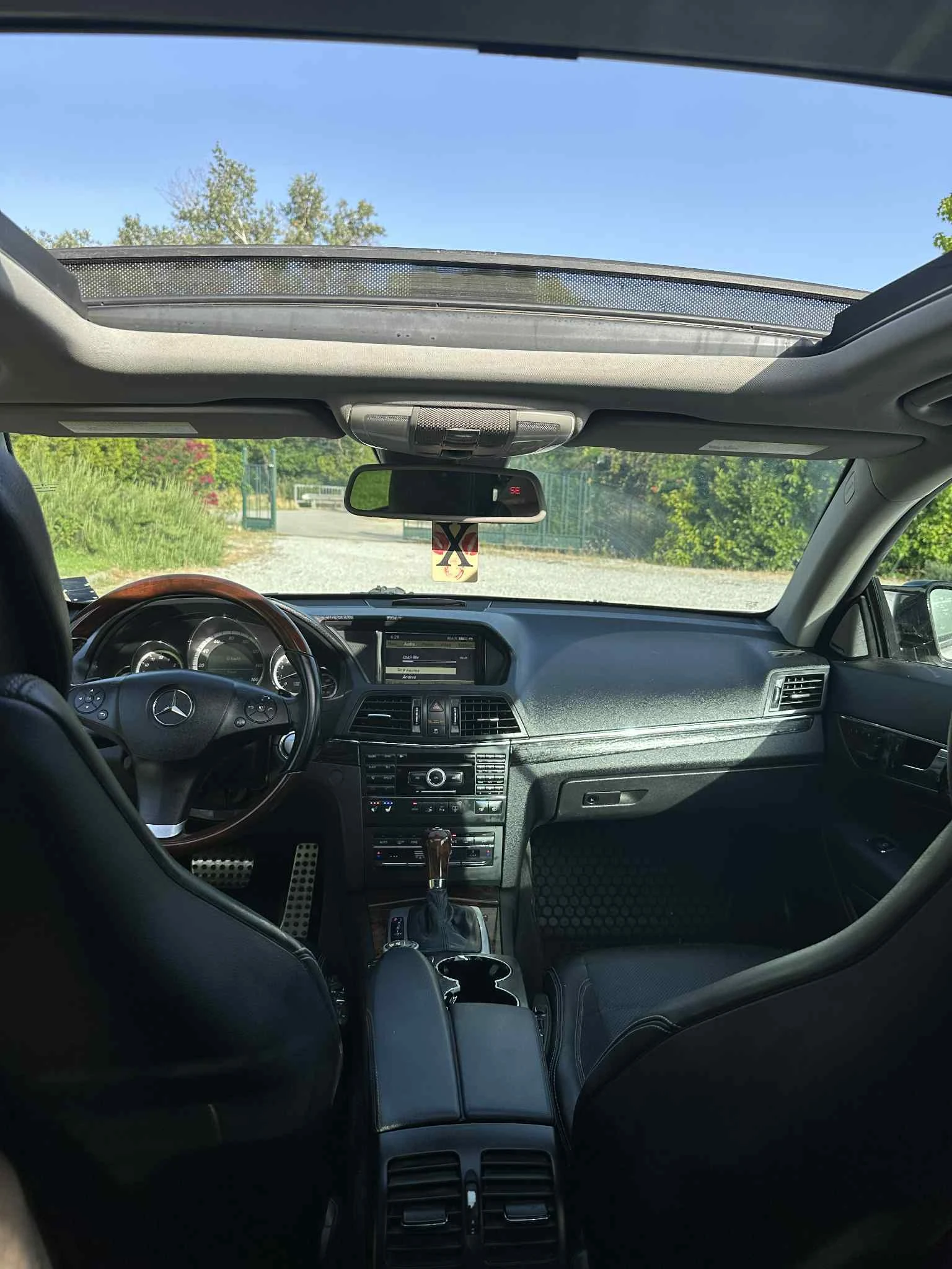 Mercedes-Benz E 500 * FULL * HARMAN KARDON * PANORAMA | Mobile.bg   12