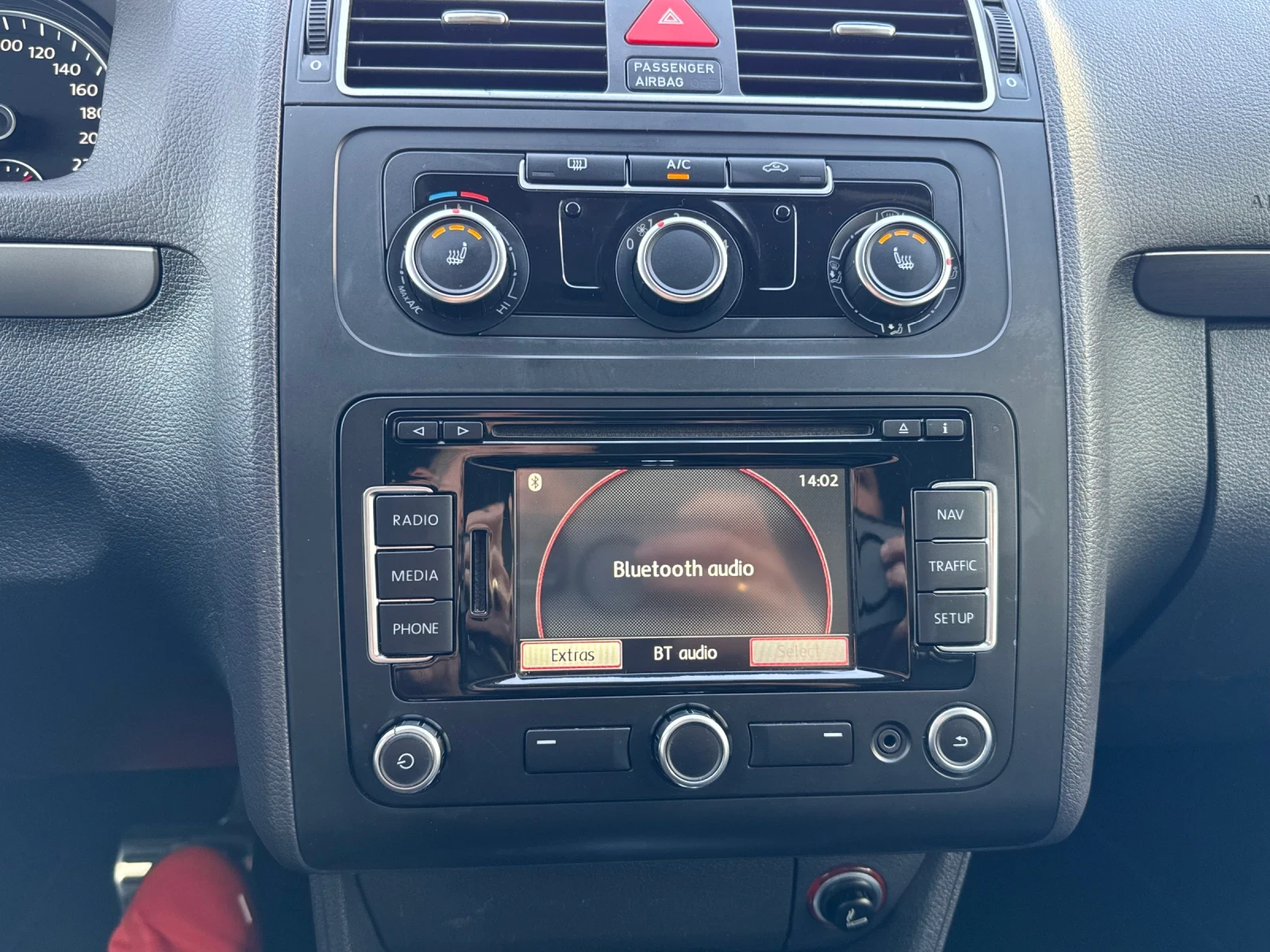 VW Touran Cross DSG Navigation  | Mobile.bg   16