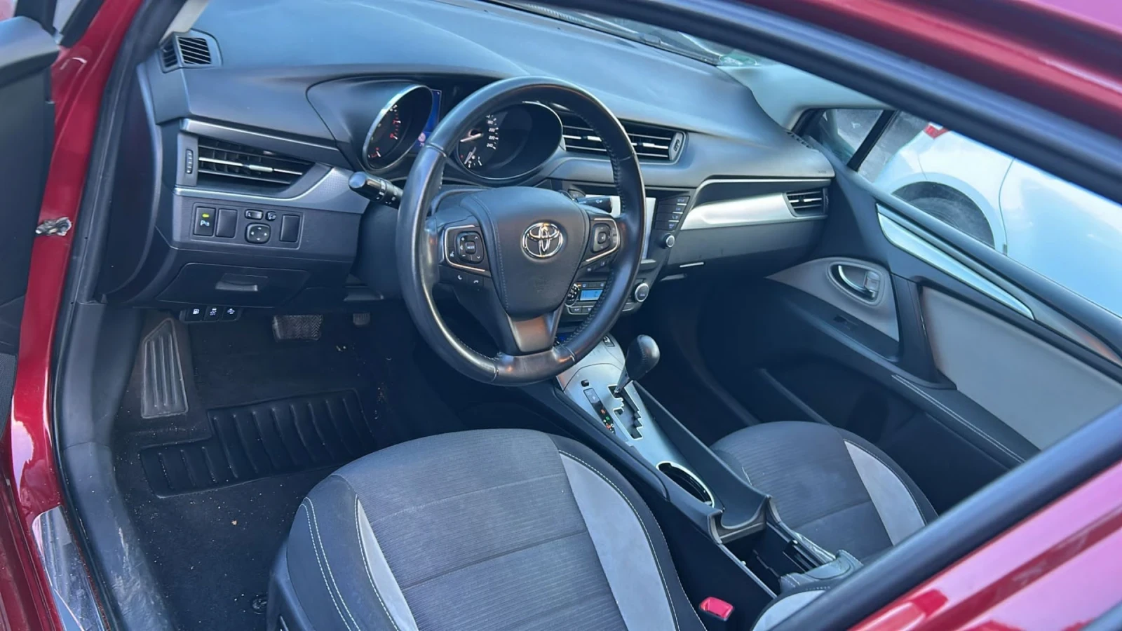 Toyota Avensis | Mobile.bg � ����������� 6